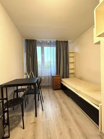 Pronájem bytu 1+kk, Praha - Černý Most, Bratří Venclíků, 18 m2