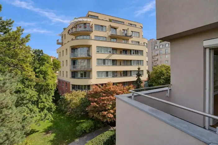 Prodej bytu 2+kk, Praha - Vinohrady, U Zvonařky, 60 m2
