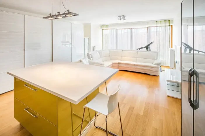 Pronájem bytu 3+kk, Praha - Holešovice, Komunardů, 88 m2