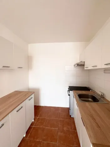 Pronájem bytu 2+kk, Most, Kpt. Jaroše, 41 m2