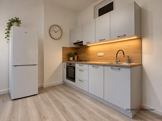 Pronájem bytu 2+1, 71 m², Jaurisova, Praha 4
