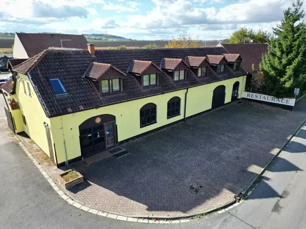Prodej bytu, 400 m², Břežany I