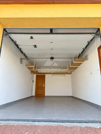 Pronájem rodinného domu, Vestec, Vilová I, 250 m2