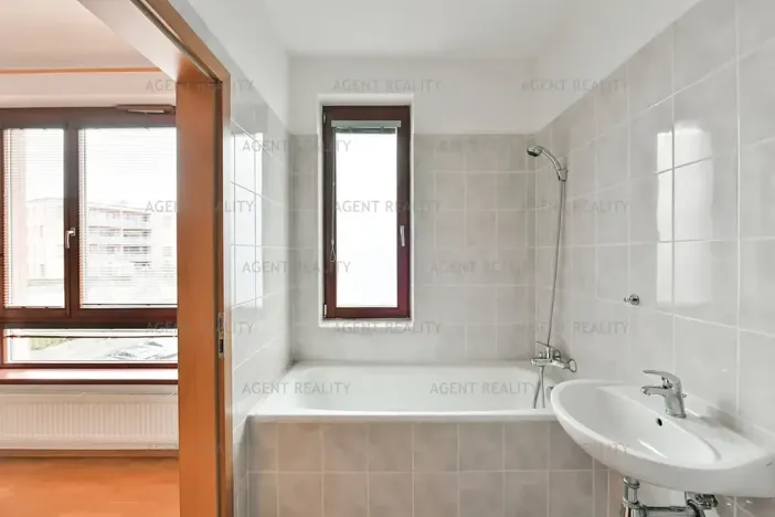 Pronájem bytu 2+kk, Praha - Řepy, Čistovická, 51 m2