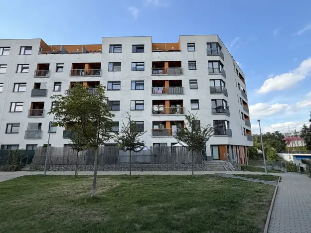 Pronájem bytu 1+kk, Praha - Uhříněves, Ke kříži, 34 m2