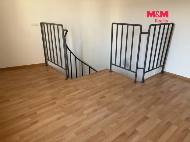 Pronájem bytu 2+kk, Přelouč, Václavské náměstí, 46 m2