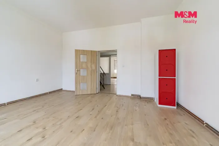 Pronájem bytu 4+1, Cheb, Svobody, 128 m2