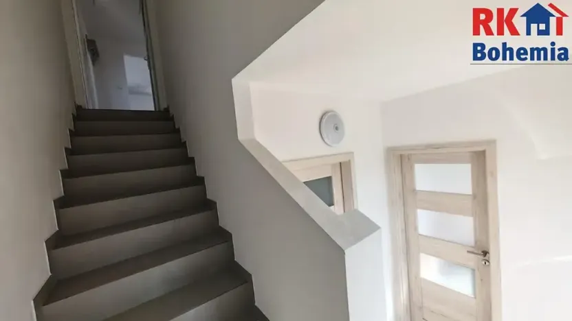 Prodej rodinného domu, Mnichovo Hradiště, Okružní, 170 m2