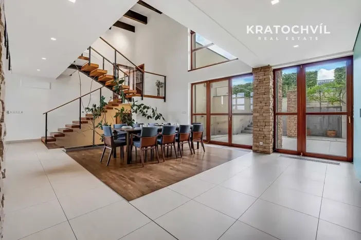 Prodej rodinného domu, Praha - Velká Chuchle, U bažantnice, 674 m2