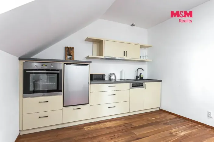 Prodej rodinného domu, Horní Slavkov, Ke Koupališti, 443 m2