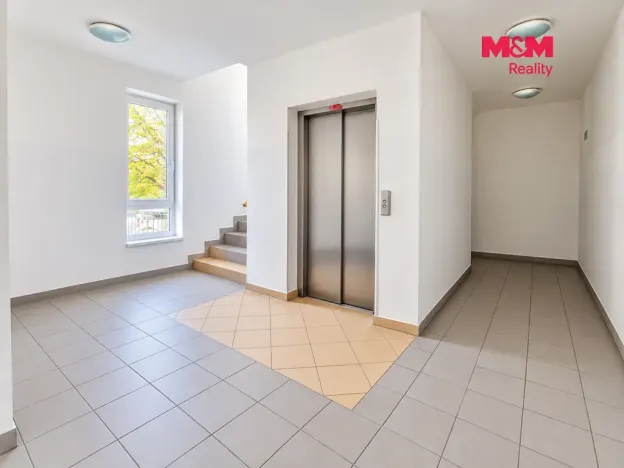 Pronájem bytu 2+kk, Praha - Uhříněves, Václava Trojana, 52 m2