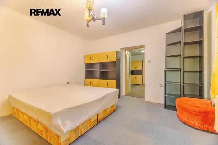 Prodej vícegeneračního domu, Velvary, 212 m2