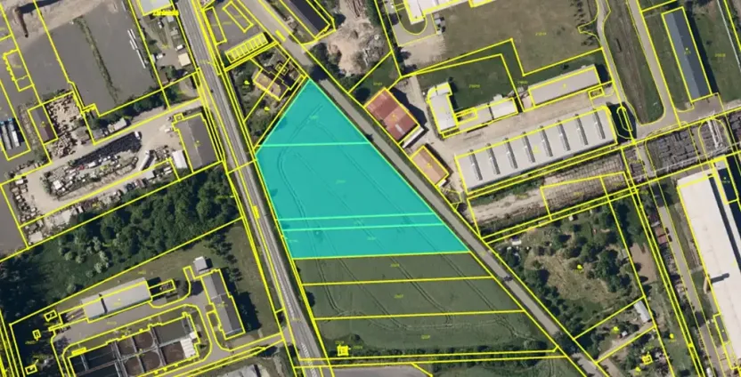 Prodej komerčního pozemku, Hulín, 8605 m2