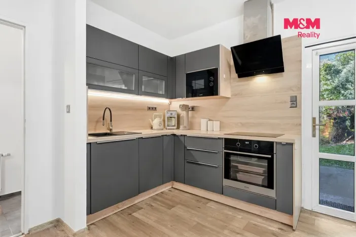 Prodej bytu 3+kk, Velemín - Oparno, 43 m2