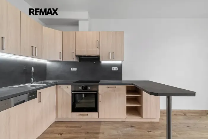 Pronájem bytu 2+kk, Plzeň, K Lutové, 55 m2