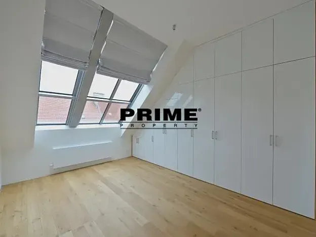 Pronájem bytu 4+kk, Praha - Vinohrady, Laubova, 200 m2
