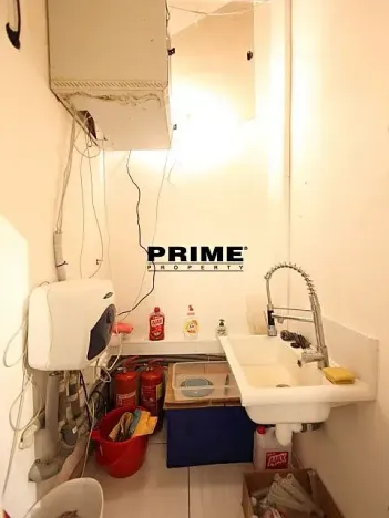 Pronájem obchodního prostoru, Praha - Nové Město, Lazarská, 50 m2