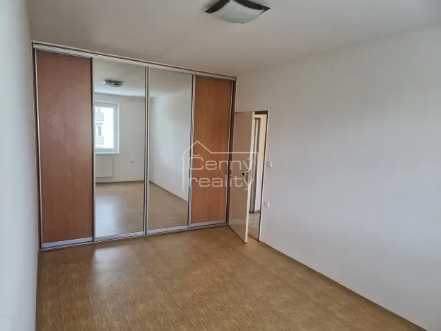 Pronájem bytu 2+1, Sezemice, Nerudova, 55 m2