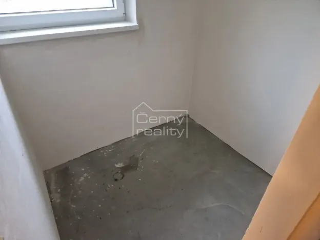 Pronájem bytu 2+1, Sezemice, Nerudova, 55 m2