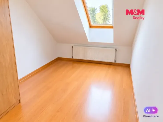Prodej bytu 2+kk, Šestajovice, Komenského, 58 m2