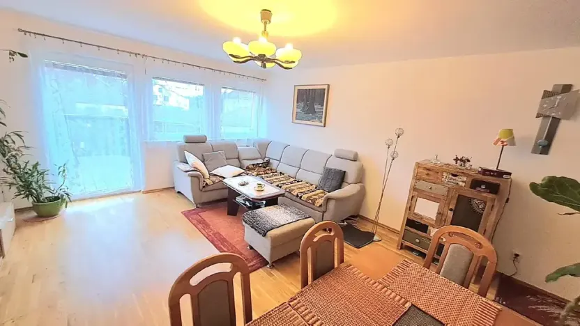 Prodej bytu 5+kk, Tišice, Hasičská, 120 m2