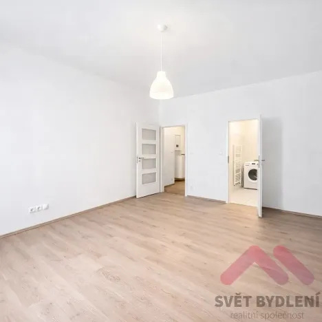 Pronájem bytu 2+kk, Praha - Nusle, Spolupráce, 48 m2