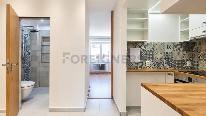 Pronájem bytu 2+1, Praha - Bubeneč, Šestidomí, 45 m2