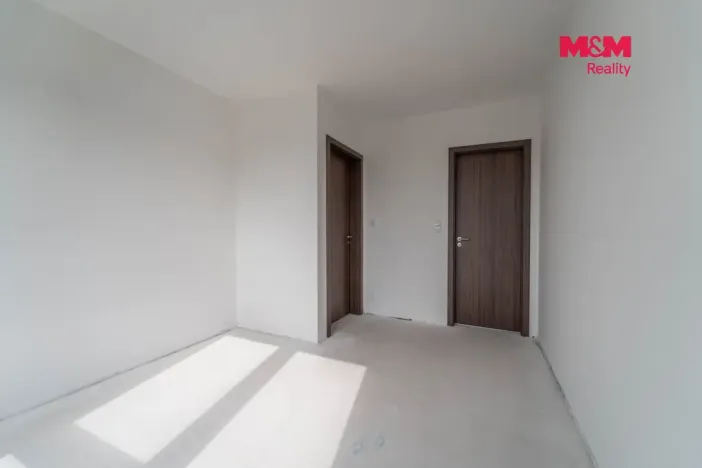 Prodej bytu 4+kk, Praha - Dolní Měcholupy, Honzíkova, 97 m2