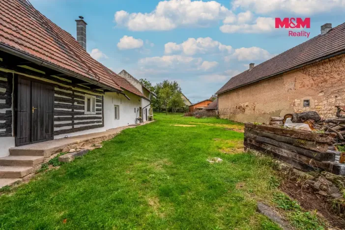 Prodej rodinného domu, Lužná, Masarykovo nám., 165 m2