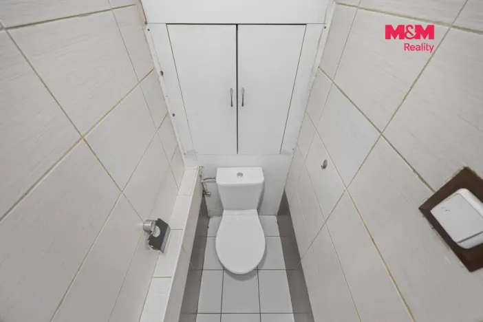 Prodej bytu 2+kk, Kralupy nad Vltavou - Lobeček, nám. Mládežníků, 52 m2