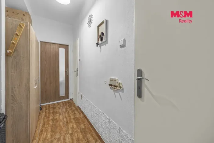 Prodej bytu 2+kk, Kralupy nad Vltavou - Lobeček, nám. Mládežníků, 52 m2
