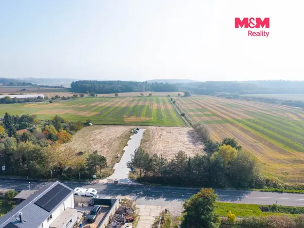 Prodej pozemku pro bydlení, Dobřenice, 813 m2