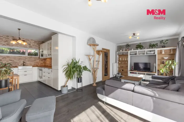 Prodej rodinného domu, Jeneč, A. Dvořáka, 102 m2