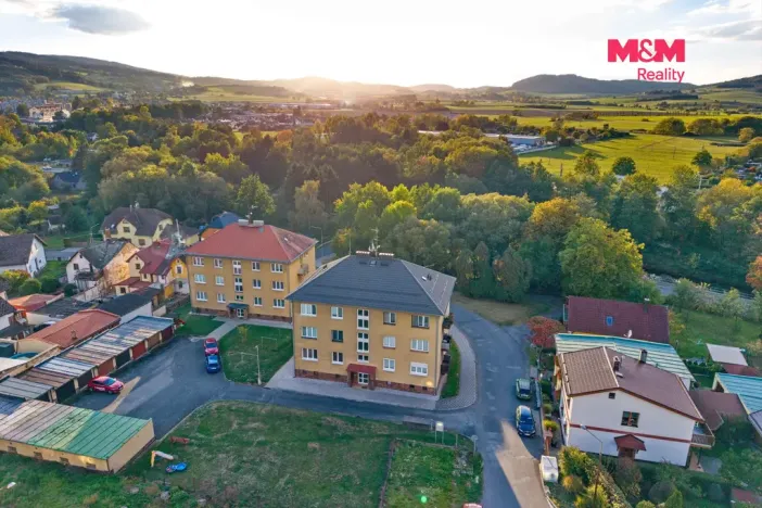 Prodej bytu 3+1, Nýrsko, Klatovská, 88 m2