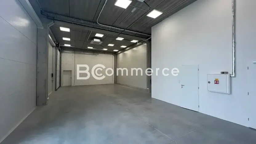 Pronájem obchodního prostoru, Brno, 235 m2