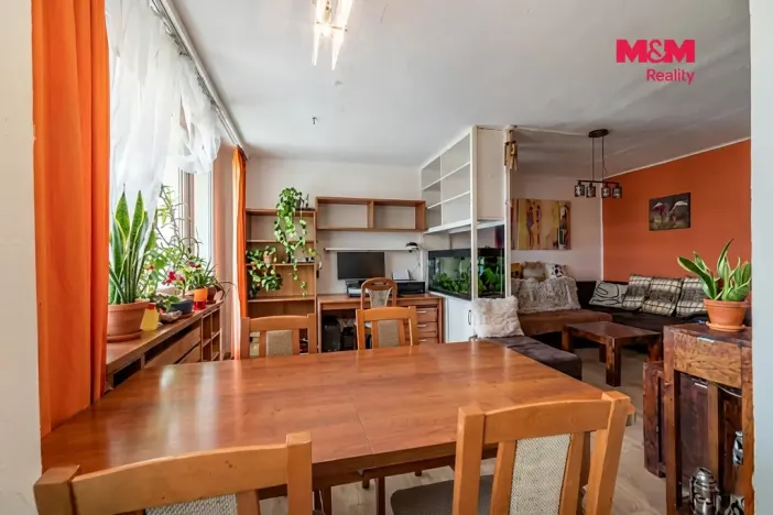 Prodej bytu 3+1, Praha - Horní Počernice, Mezilesí, 75 m2