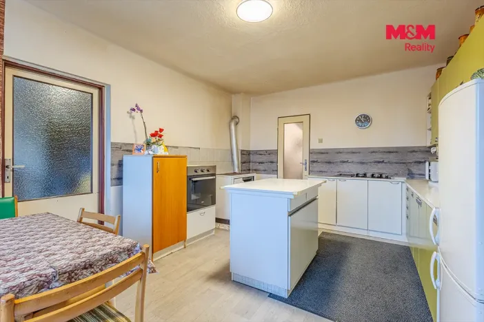 Prodej rodinného domu, Kařez, 253 m2