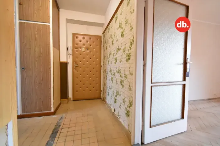 Prodej bytu 2+1, Ostrov, Borecká, 64 m2