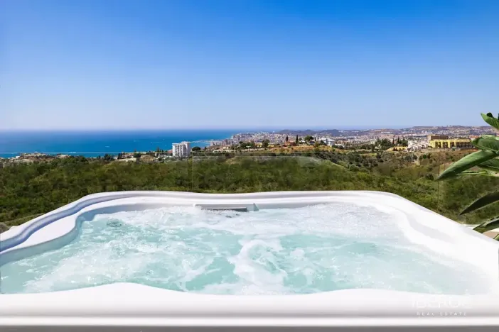 Prodej bytu 3+kk, Fuengirola, Španělsko, 80 m2