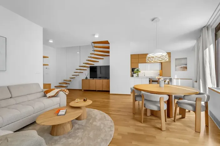 Prodej bytu 4+kk, Praha - Bubeneč, Rooseveltova, 153 m2