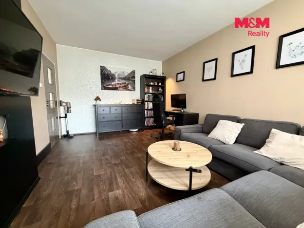 Prodej bytu 3+1, Postoloprty, Jiráskovo náměstí, 67 m2