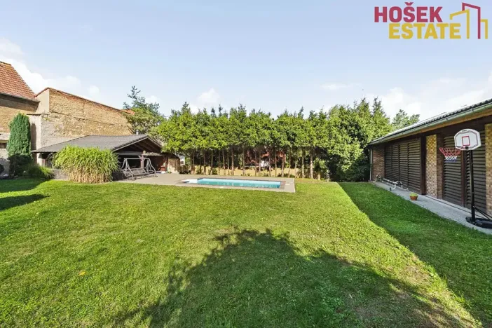 Prodej vícegeneračního domu, Horoměřice, U Chundelů, 194 m2