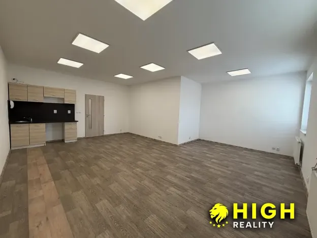 Pronájem kanceláře, Nýřany, Hřbitovní, 36 m2