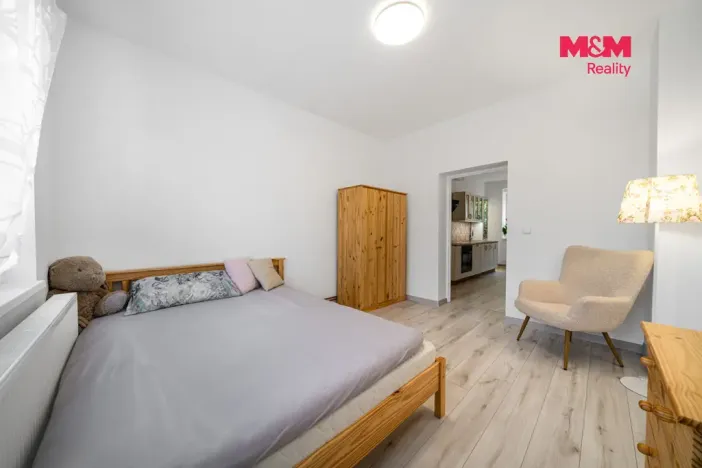 Prodej bytu 3+1, Dalovice - Všeborovice, Dolní, 76 m2