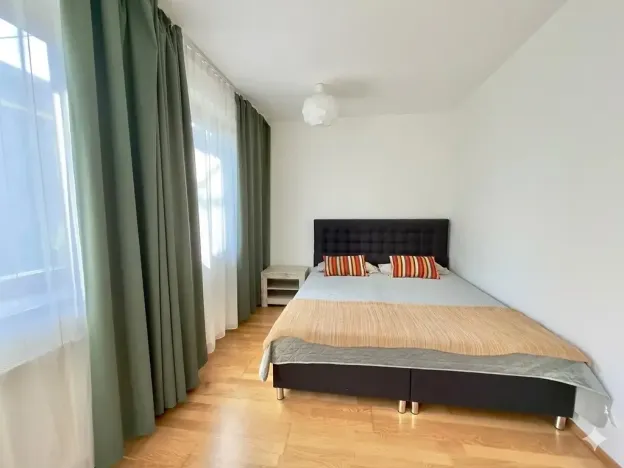 Prodej bytu 3+kk, Praha - Žižkov, Ke kapslovně, 88 m2
