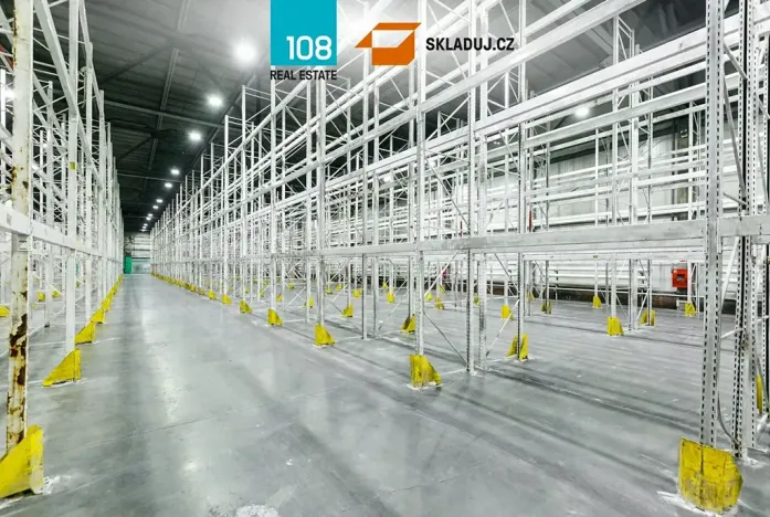 Pronájem skladu, Pardubice, Dělnická, 11104 m2