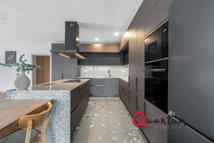 Prodej rodinného domu, Divišov, Dalovská, 244 m2