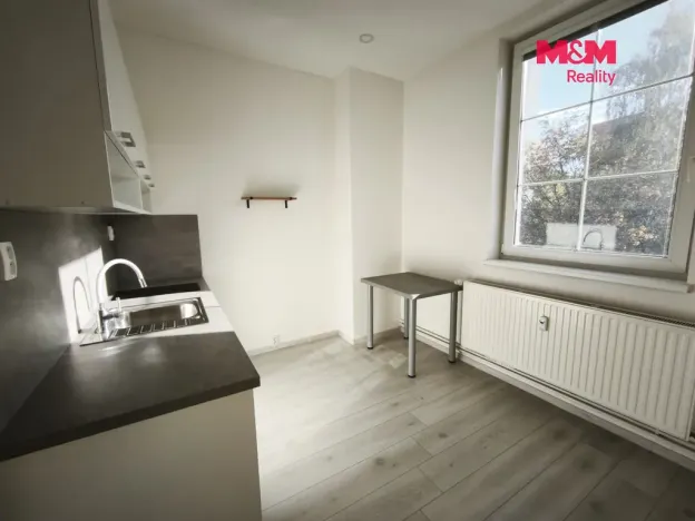Pronájem bytu 1+1, Frýdek-Místek - Frýdek, Růžový pahorek, 28 m2