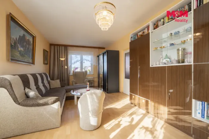Prodej bytu 3+1, Chodov, Poděbradova, 58 m2