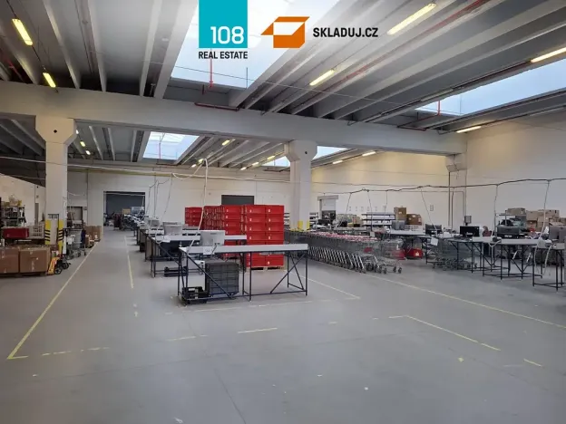 Pronájem skladu, Říčany, U Sanitasu, 15000 m2